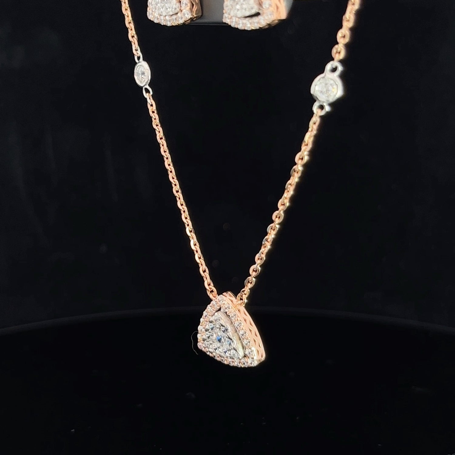 Odette  Italian Gold Pendant Set