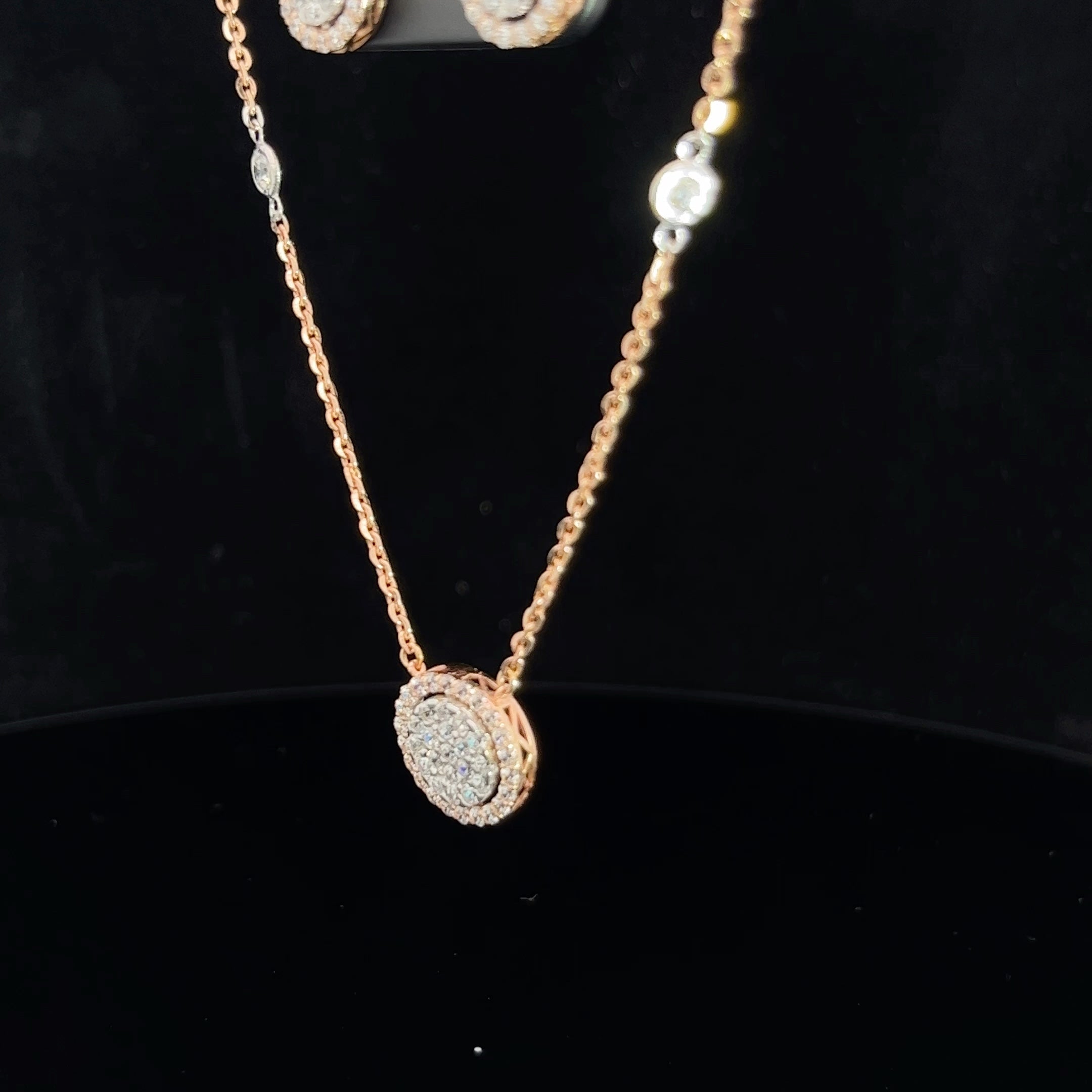Octavia Italian Gold Pendant Set