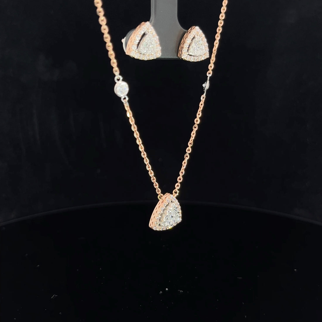 Odette  Italian Gold Pendant Set